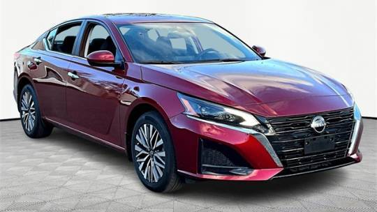 2023 Nissan Altima SV — Sedan — 11,595 mi — Lowell, NC