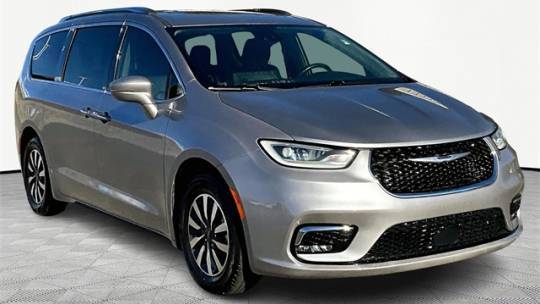 2021 Chrysler Pacifica Touring L — Minivan — 77,814 mi — Lowell, NC
