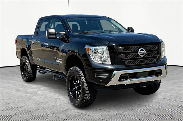 2021 Nissan Titan SV — Pickup Truck — 8,725 mi — Lowell, NC