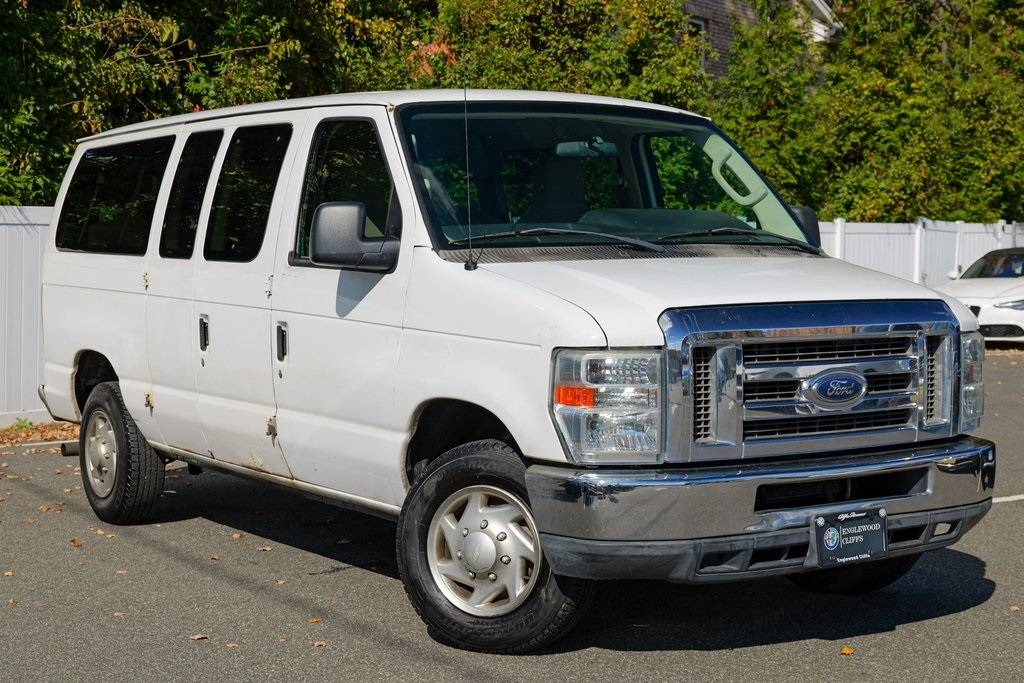 2012 Ford Econoline Wagon E-350 Super Duty XL — Passenger Van — 177,733 mi — Englewood Cliffs, NJ