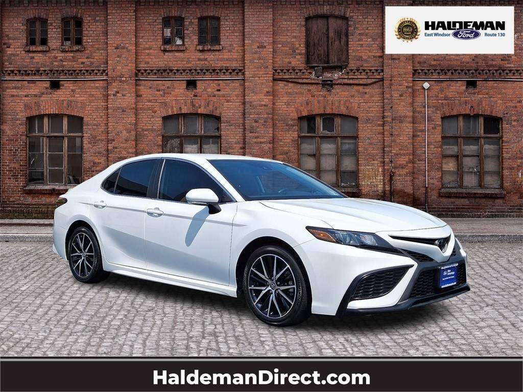 2023 Toyota Camry SE — Sedan — 37,448 mi — East Windsor, NJ