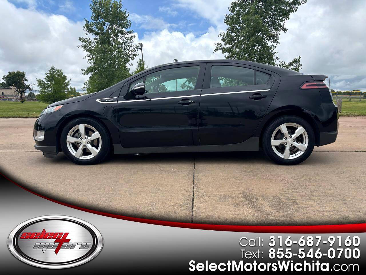 2012 Chevrolet Volt Base — Sedan — 106,978 mi — Wichita, KS