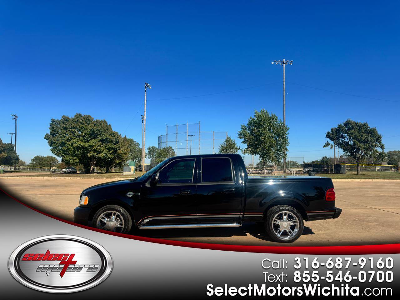 2001 Ford F-150 Harley-Davidson — Pickup Truck — 74,860 mi — Wichita, KS