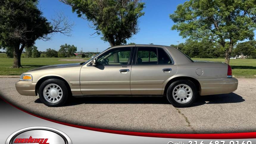 2000 Ford Crown Victoria LX