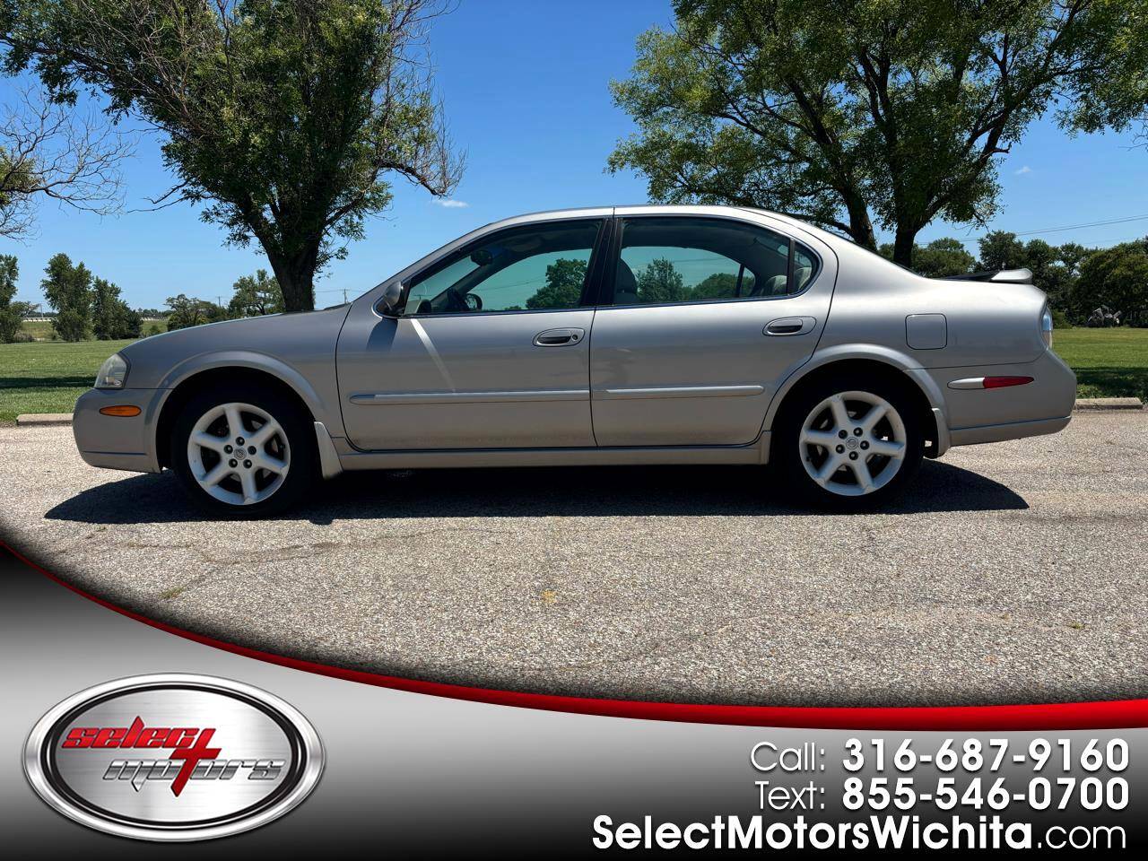 2002 Nissan Maxima SE — Sedan — 69,922 mi — Wichita, KS