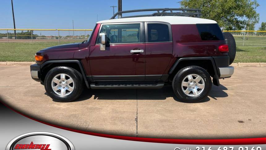 2007 Toyota FJ Cruiser Base — SUV — 175,706 mi — Wichita, KS