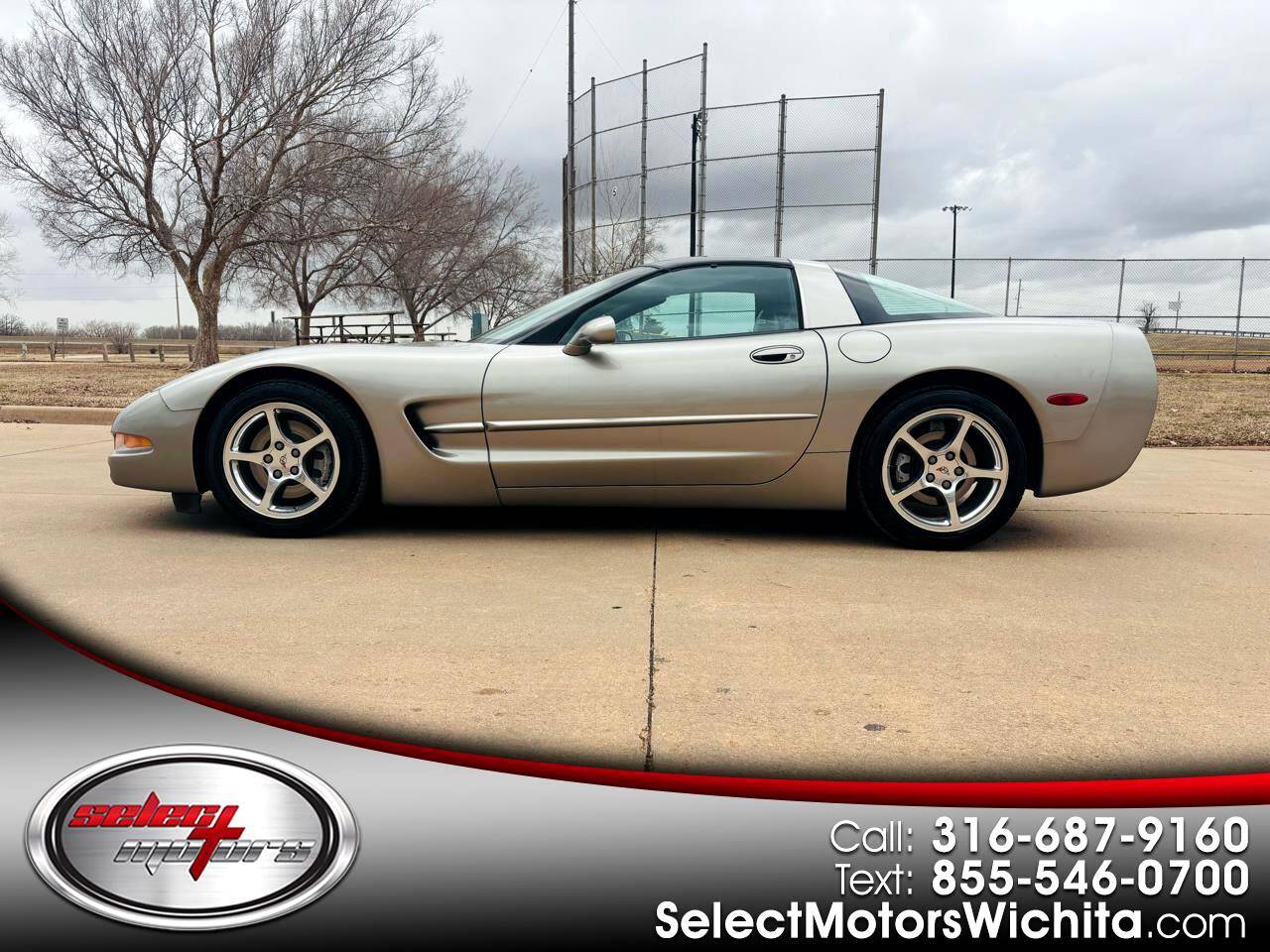 2000 Chevrolet Corvette Base — Coupe — 47,748 mi — Wichita, KS