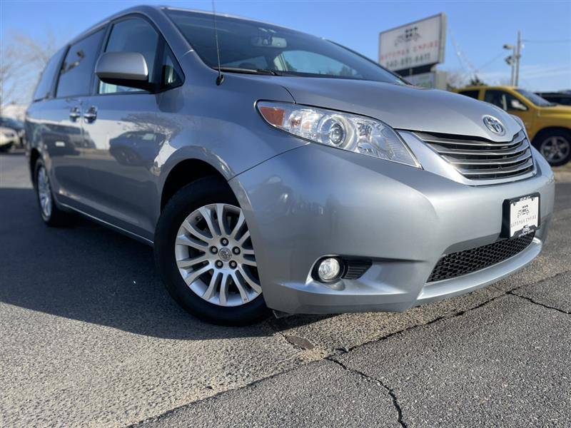 2014 Toyota Sienna XLE — Minivan — 112,270 mi — Fredricksburg, VA