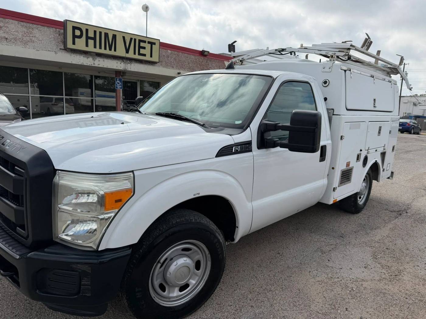 2013 Ford Super Duty F-350 XL