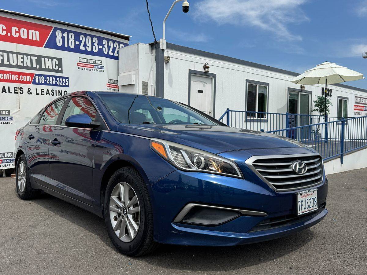 2016 Hyundai Sonata SE — Sedan — 105,117 mi — Sunland, CA