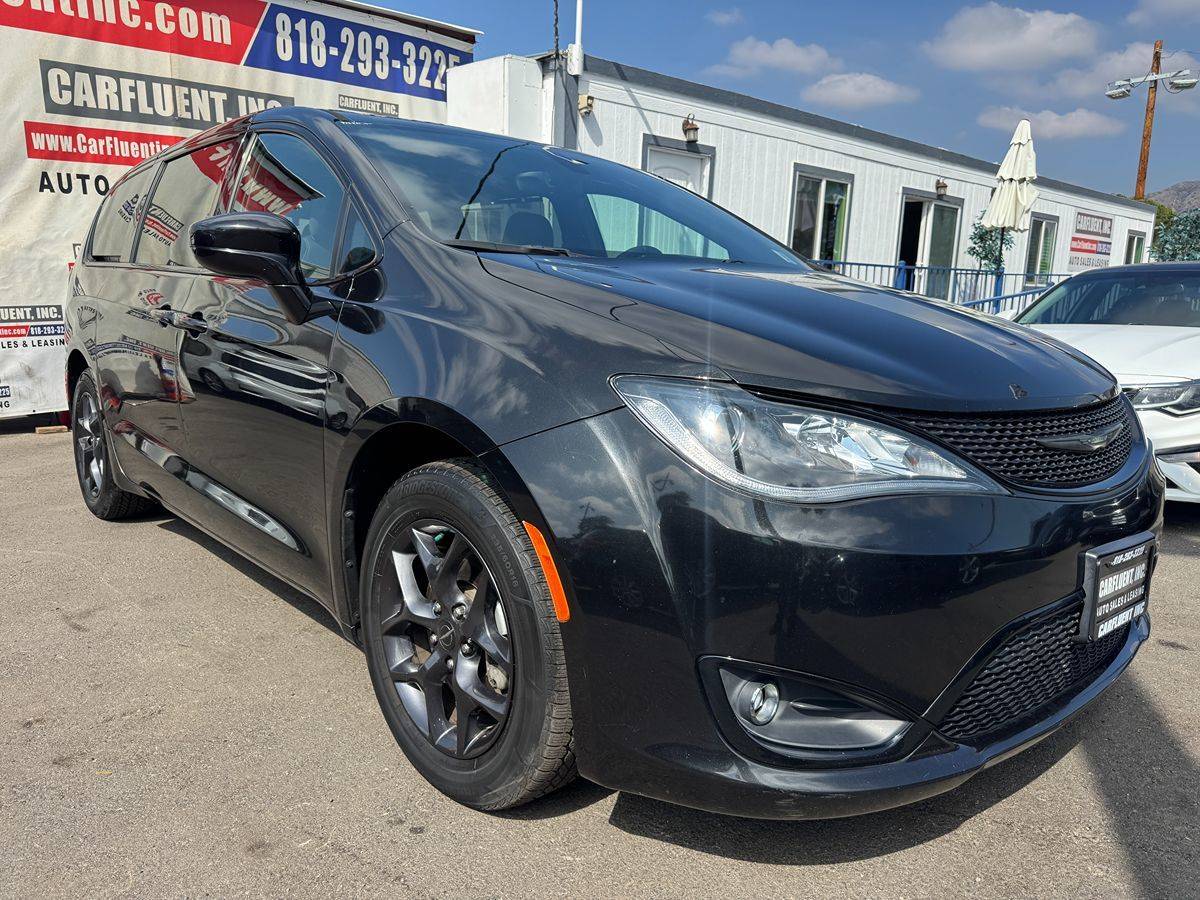 2018 Chrysler Pacifica Touring Plus — Minivan — 87,073 mi — Sunland, CA