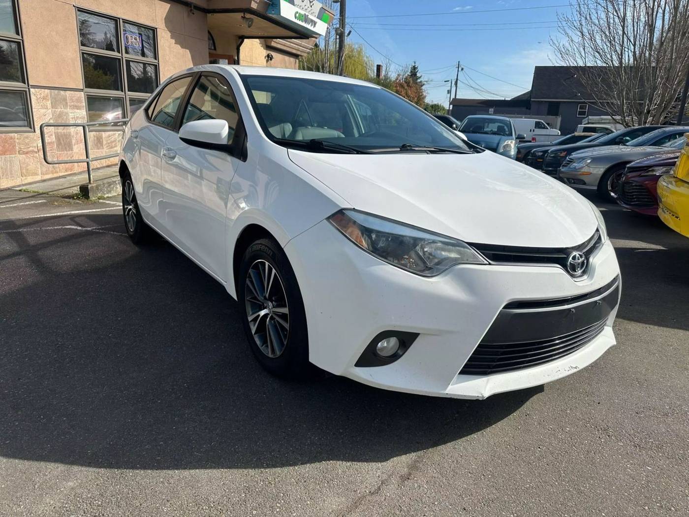 2016 Toyota Corolla LE — Sedan — 134,000 mi — Seattle, WA