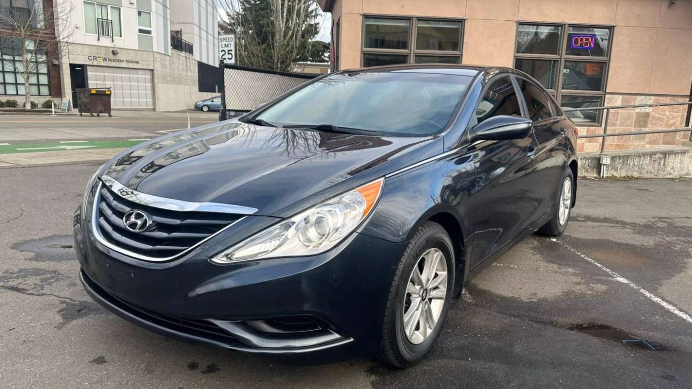 2013 Hyundai Sonata GLS — Sedan — 132,000 mi — Seattle, WA