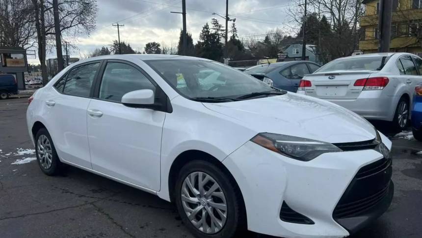 2018 Toyota Corolla LE — Sedan — 117,000 mi — Seattle, WA