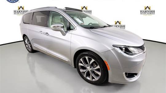 2018 Chrysler Pacifica Limited — Minivan — 63,320 mi — Everett, WA
