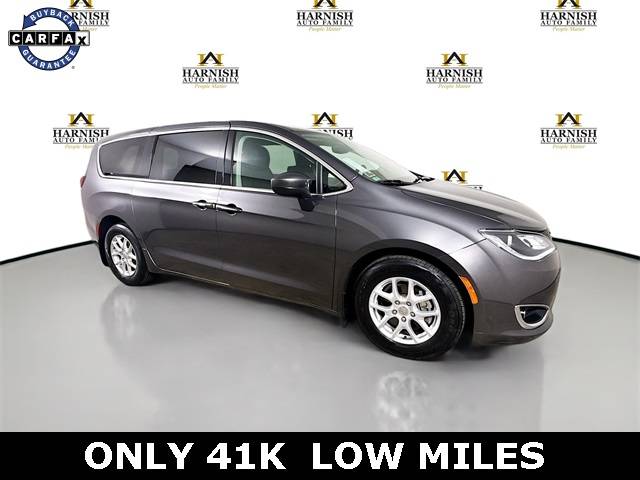 2017 Chrysler Pacifica Touring Plus — Minivan — 41,250 mi — Everett, WA