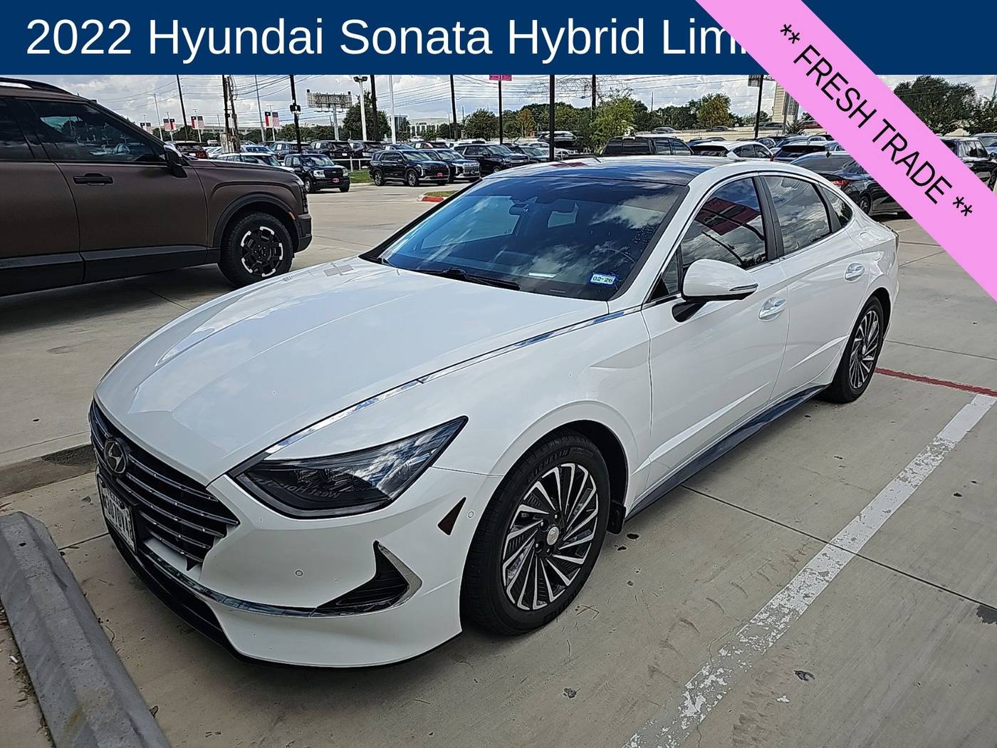 2022 Hyundai Sonata Hybrid Limited — Sedan — 25,454 mi — Houston, TX