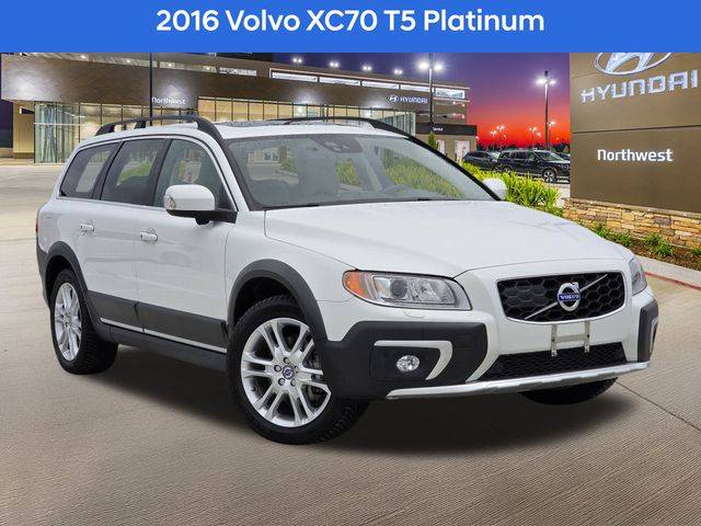 2016 Volvo XC70 T5 Drive-E Platinum — Wagon — 54,451 mi — Houston, TX