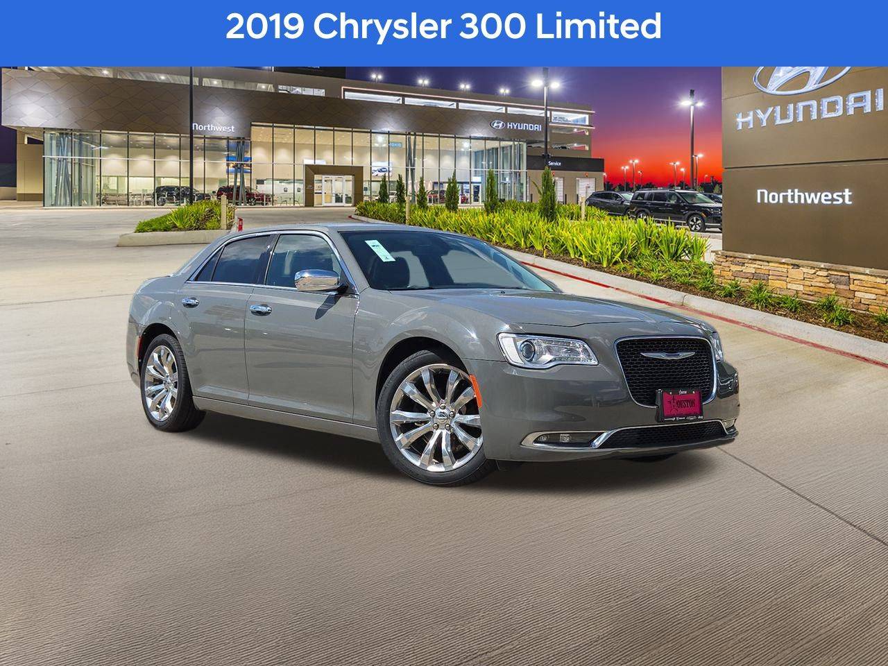 2019 Chrysler 300 Limited — Sedan — 31,077 mi — Houston, TX