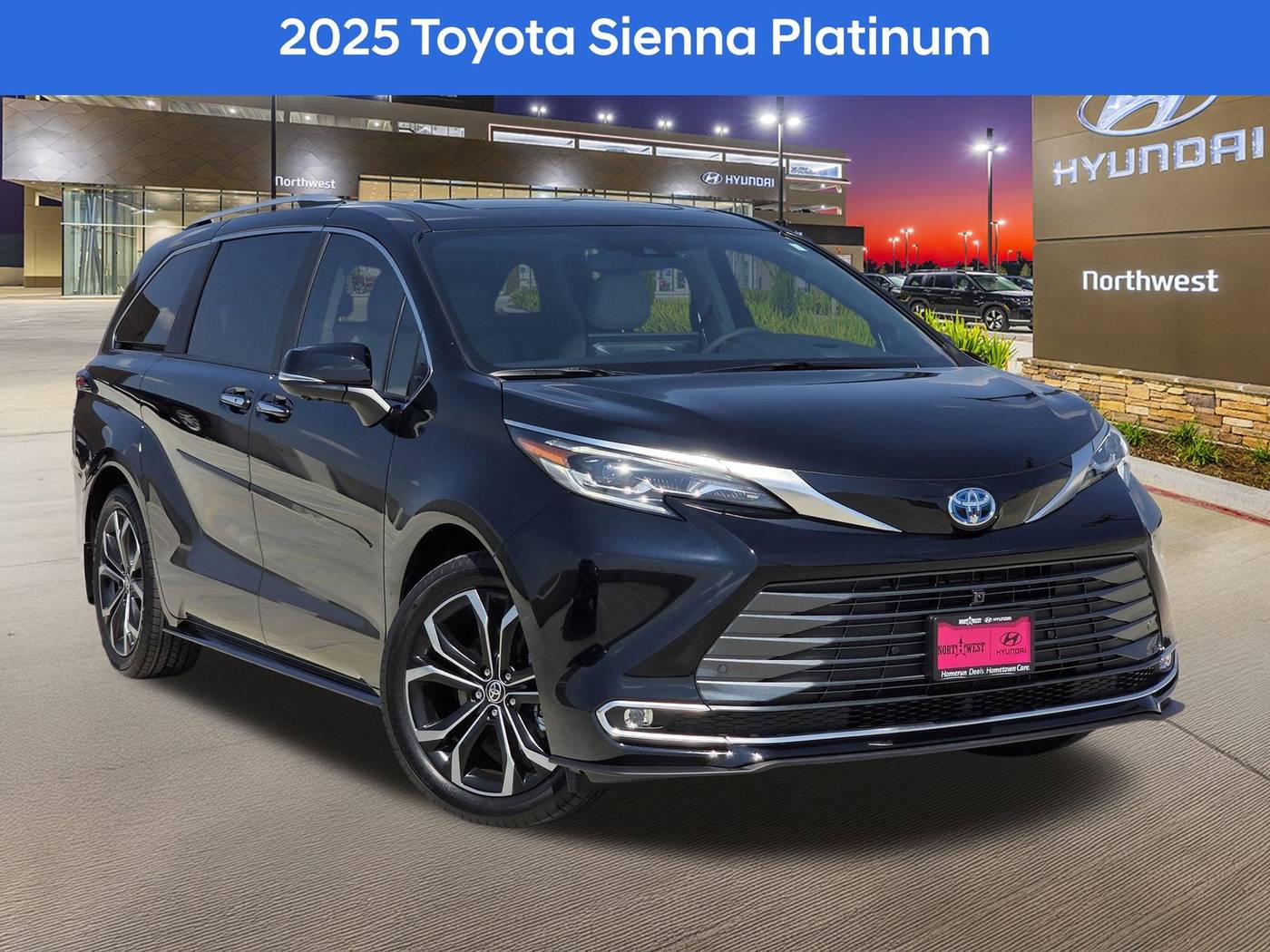 2025 Toyota Sienna Platinum — Minivan — 146 mi — Houston, TX