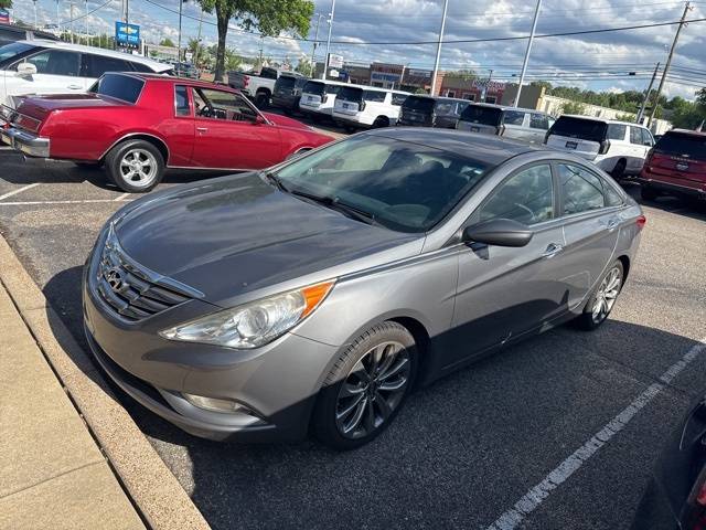 2012 Hyundai Sonata SE — Sedan — 105,462 mi — Bartlett, TN