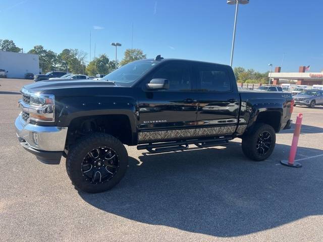 2017 Chevrolet Silverado 1500 LT — Pickup Truck — 122,216 mi — Bartlett, TN