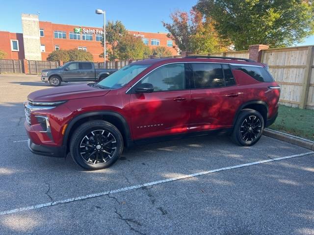 2025 Chevrolet Traverse LT — SUV — 4,723 mi — Bartlett, TN