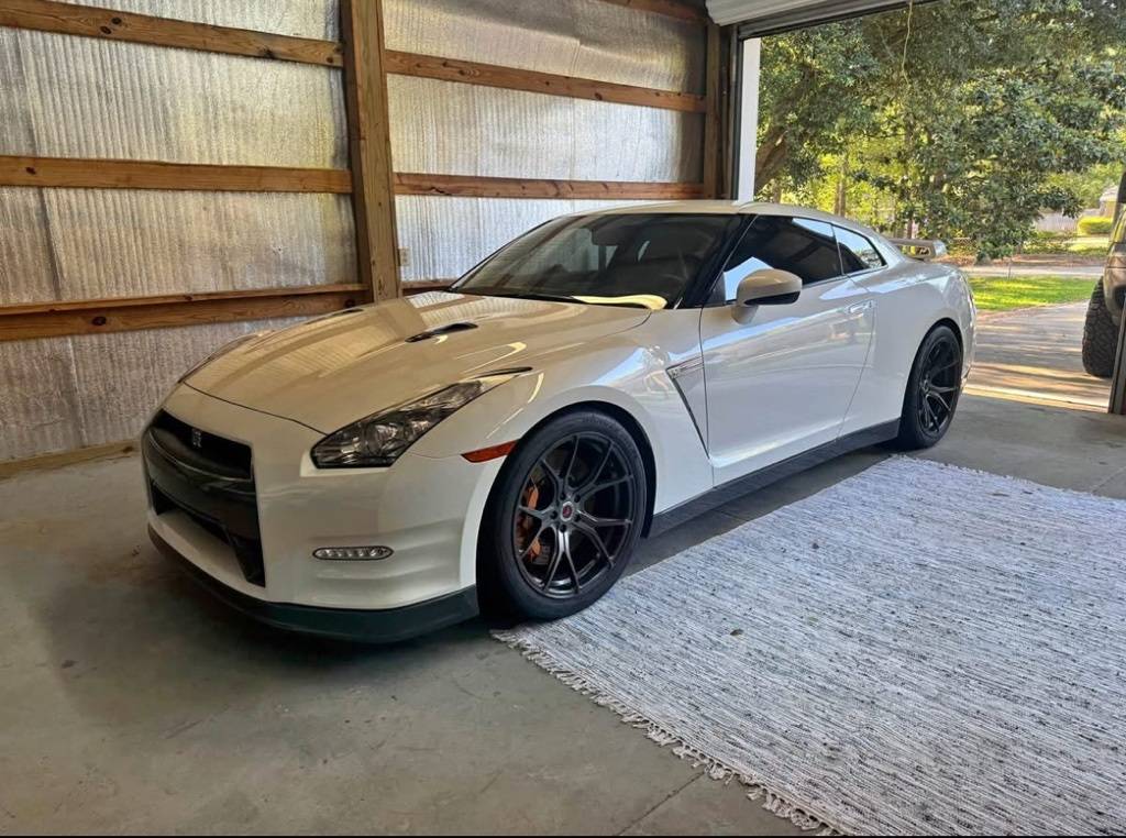 2014 Nissan GT-R Premium — Coupe — 39,554 mi — Scottsdale, AZ
