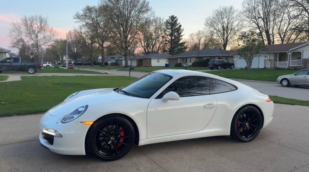 2013 Porsche 911 Carrera S — Coupe — 26,230 mi — Scottsdale, AZ