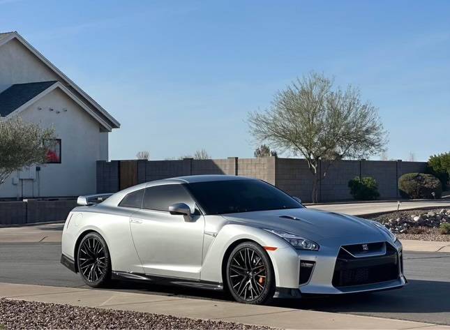 2023 Nissan GT-R Premium — Coupe — 2,218 mi — Scottsdale, AZ
