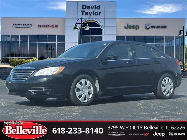 2012 Chrysler 200 LX — Sedan — 142,241 mi — Belleville, IL