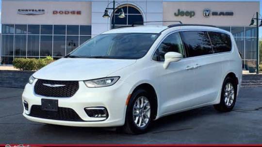 2022 Chrysler Pacifica Touring L — Minivan — 72,325 mi — Belleville, IL