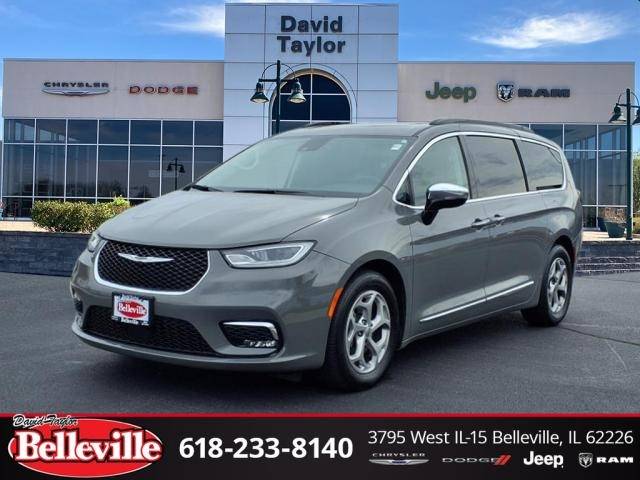 2023 Chrysler Pacifica Limited — Minivan — 70,331 mi — Belleville, IL