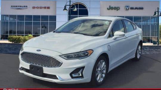 2019 Ford Fusion Energi Titanium — Sedan — 47,566 mi — Belleville, IL