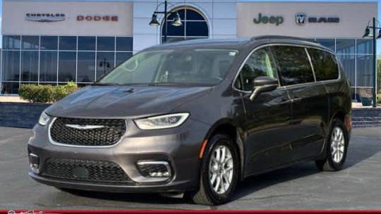 2022 Chrysler Pacifica Touring L — Minivan — 71,859 mi — Belleville, IL