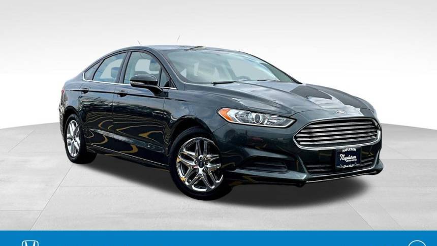 2016 Ford Fusion SE — Sedan — 70,592 mi — Morton Grove, IL