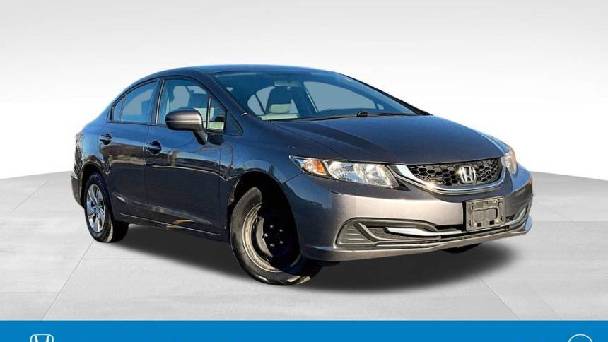 2015 Honda Civic LX — Sedan — 142,776 mi — Morton Grove, IL