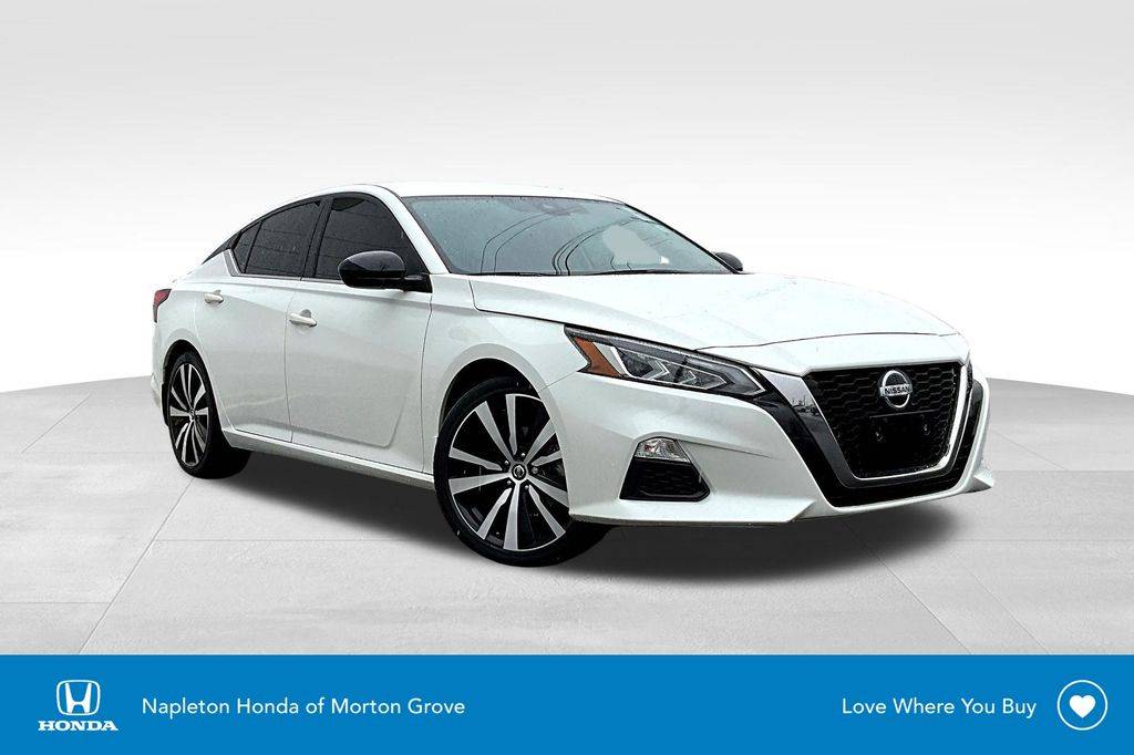 2022 Nissan Altima SR — Sedan — 14,581 mi — Morton Grove, IL