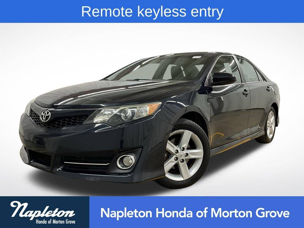 2013 Toyota Camry L — Sedan — 110,596 mi — Morton Grove, IL