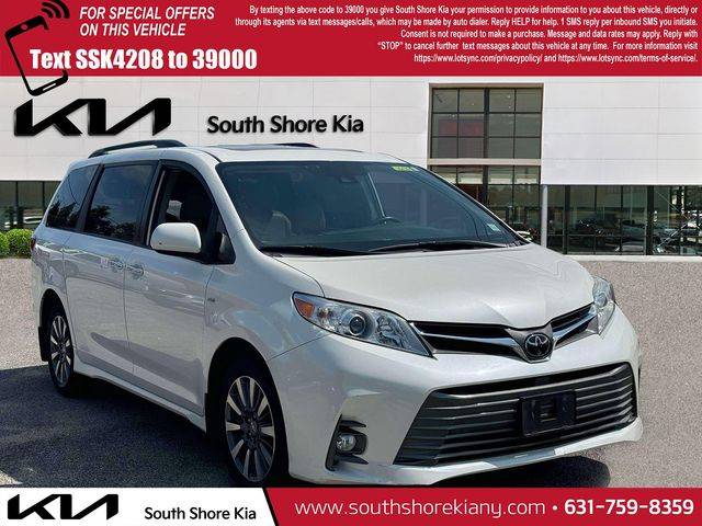 2020 Toyota Sienna XLE — Minivan — 69,673 mi — Copiague, NY