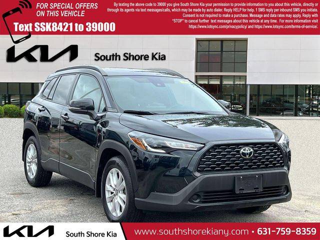 2022 Toyota Corolla Cross LE — SUV — 31,075 mi — Copiague, NY