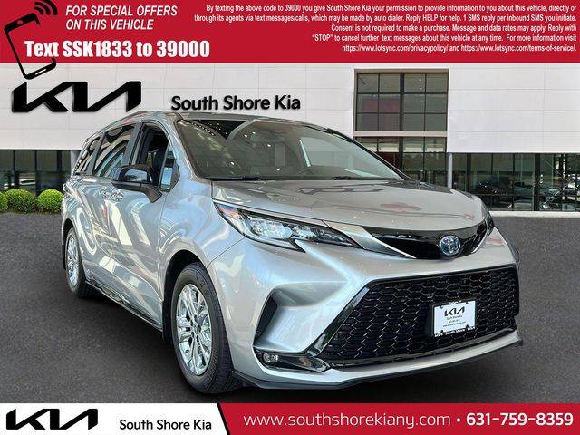 2022 Toyota Sienna XSE — Minivan — 14,625 mi — Copiague, NY