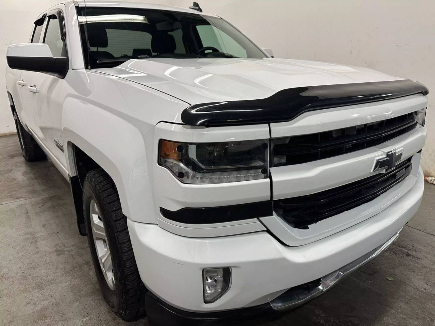 2017 Chevrolet Silverado 1500 LT — Pickup Truck — 203,820 mi — Chantilly, VA