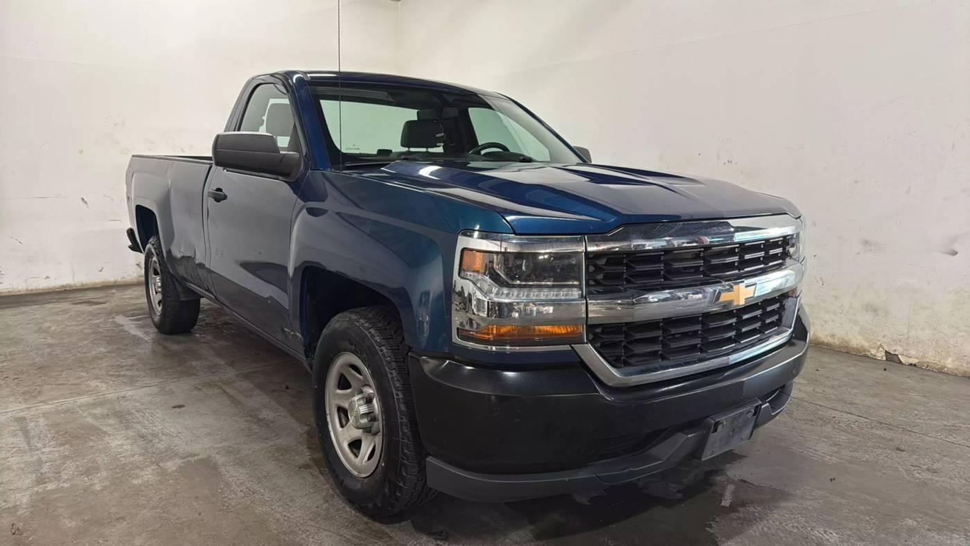 2017 Chevrolet Silverado 1500 WT — Pickup Truck — 195,498 mi — Chantilly, VA
