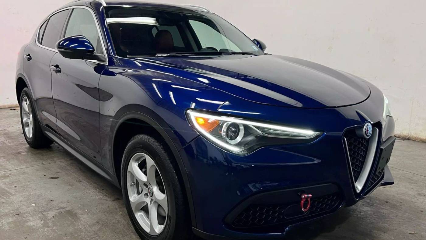 2019 Alfa Romeo Stelvio Standard — SUV — 134,116 mi — Chantilly, VA