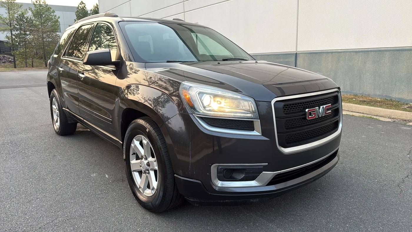2016 GMC Acadia SLE — SUV — 132,622 mi — Chantilly, VA