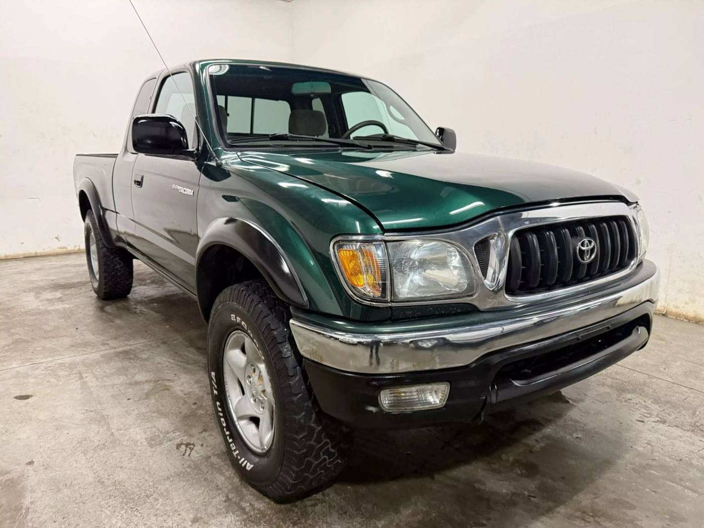 2002 Toyota Tacoma Base — Pickup Truck — 230,362 mi — Chantilly, VA