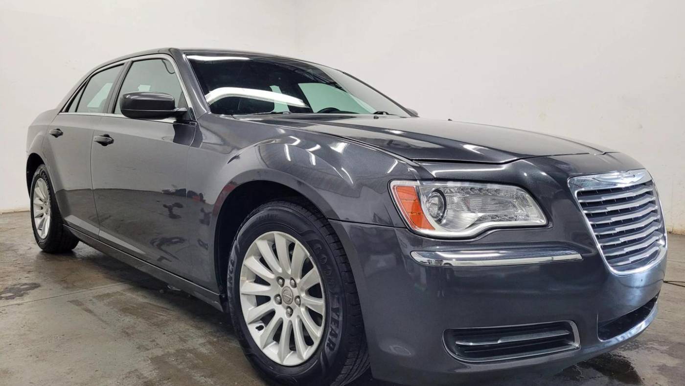 2014 Chrysler 300 Base — Sedan — 114,616 mi — Chantilly, VA