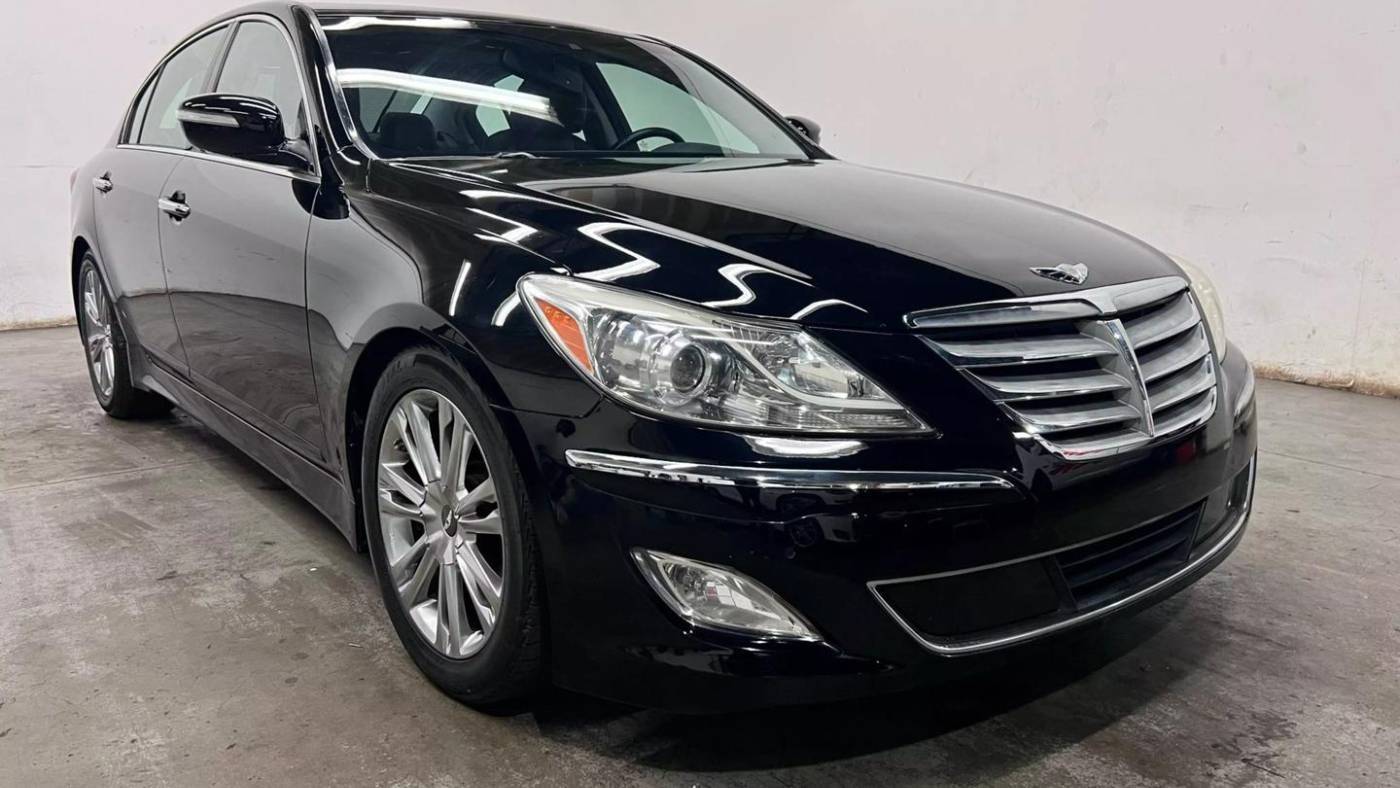 2012 Hyundai Genesis 3.8 — Sedan — 30,408 mi — Chantilly, VA