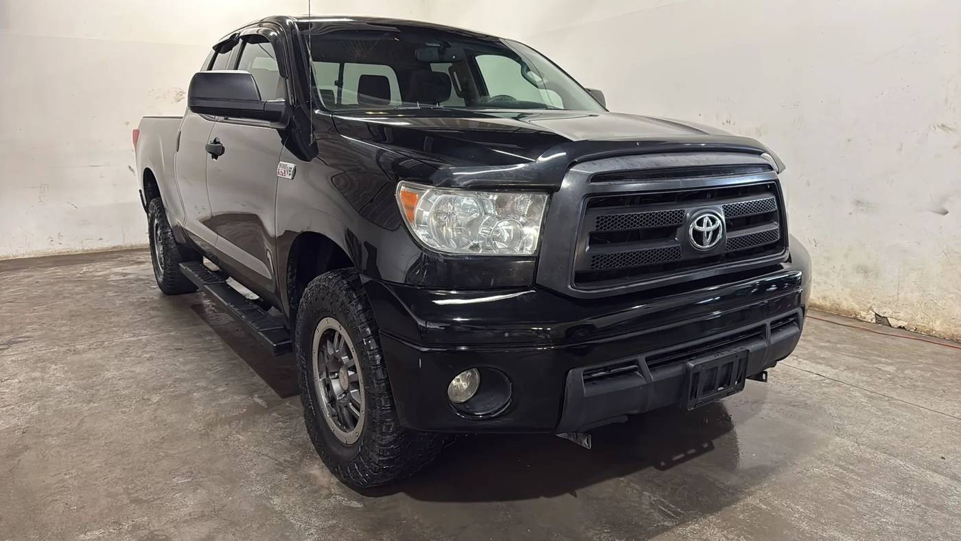 2013 Toyota Tundra Base — Pickup Truck — 192,199 mi — Chantilly, VA
